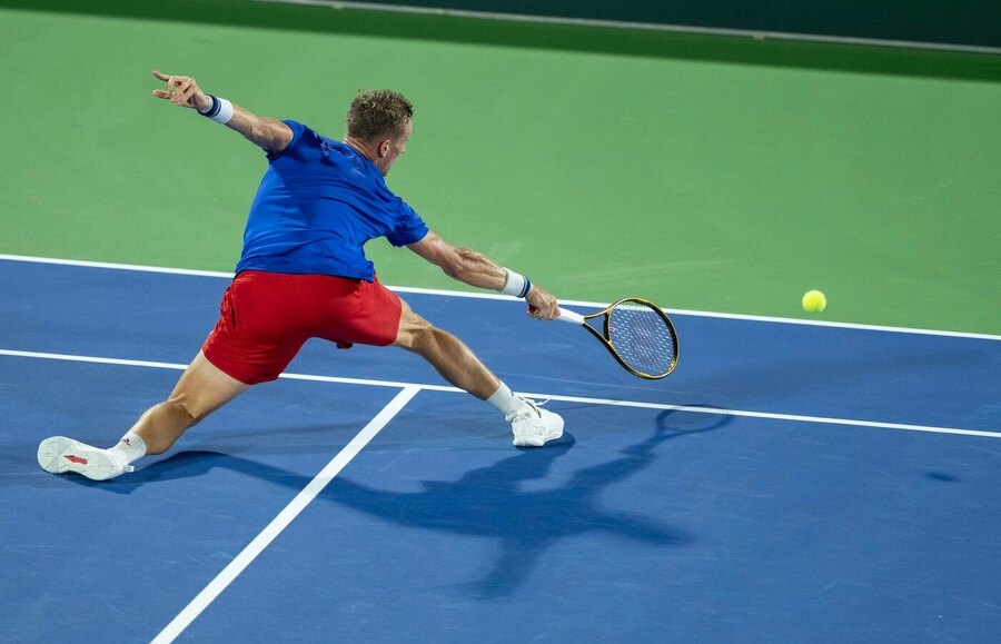 Jiří Lehečka během utkání Davis Cupu proti USA