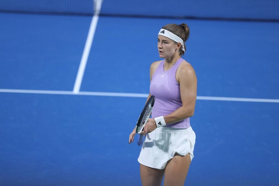 Tenis, WTA, Karolína Muchová během zápasu na turnaji v Ningbu v Číně