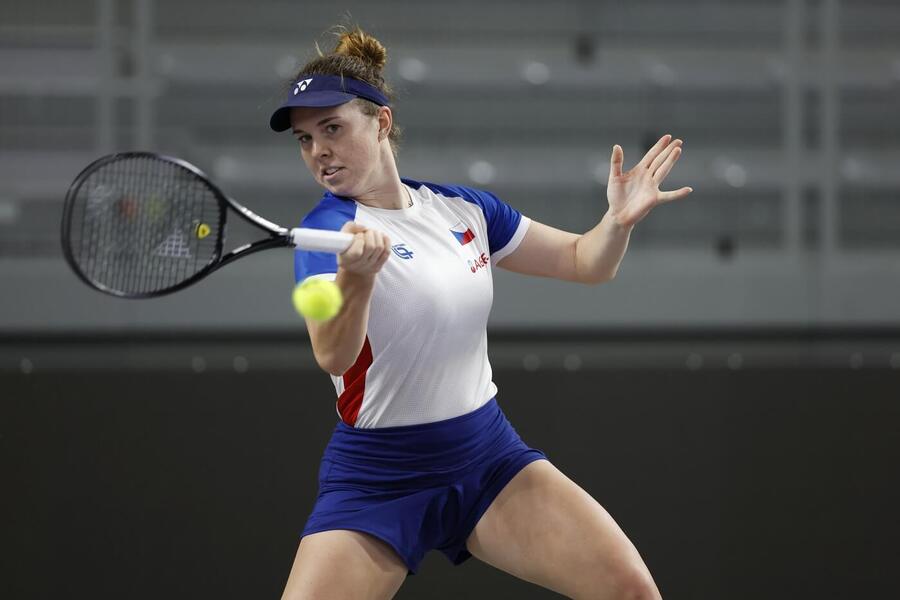 Tenis, Linda Nosková trénuje na baráž BJK Cupu v&nbsp;Chorvatsku