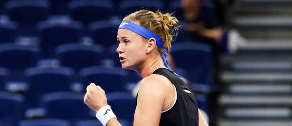 Tenis, WTA, Marie Bouzková se raduje na turnaji v Pekingu