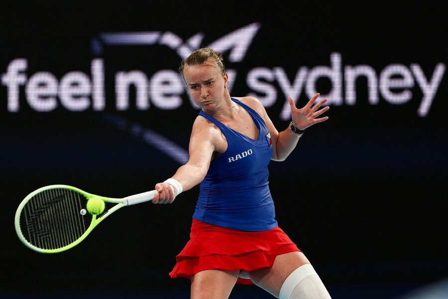 Tenis, United Cup, Barbora Krejčíková během zápasu s&nbsp;Mayou Joint