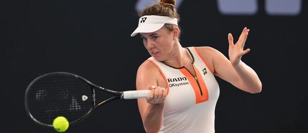 Linda Nosková, česká tenistka, v utkání proti Magdaleně Frech