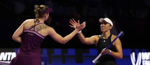 Elena Rybakina a Jessica Pegula na Turnaji mistryň 2025