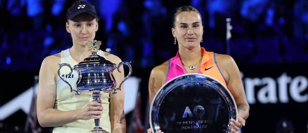 Elena Rybakina a Aryna Sabalenka po finále Australian Open 2026
