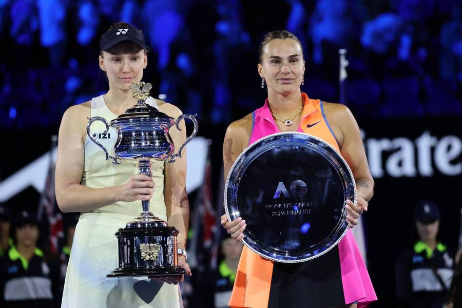 Elena Rybakina a&nbsp;Aryna Sabalenka po finále Australian Open 2026