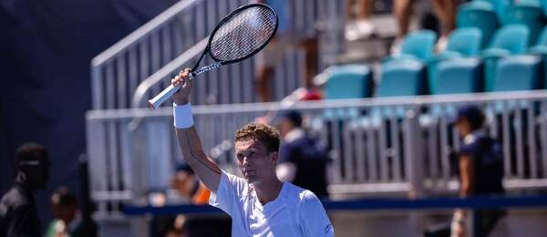 Český tenista Jiří Lehečka slaví triumf na turnaji ATP v Miami