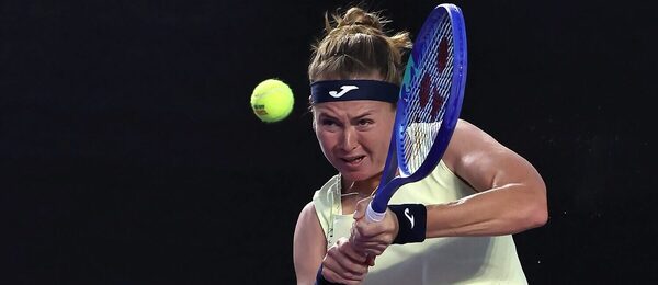 Marie Bouzková v akci na turnaji WTA 250 Mérida Open 2026