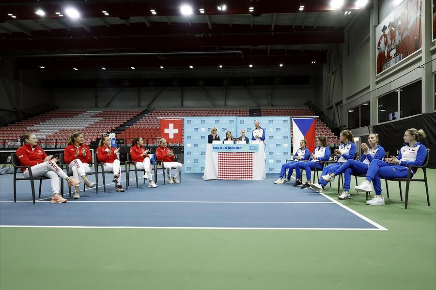 Češky se utkají se Švýcarkami v&nbsp;hale na tvrdém povrchu