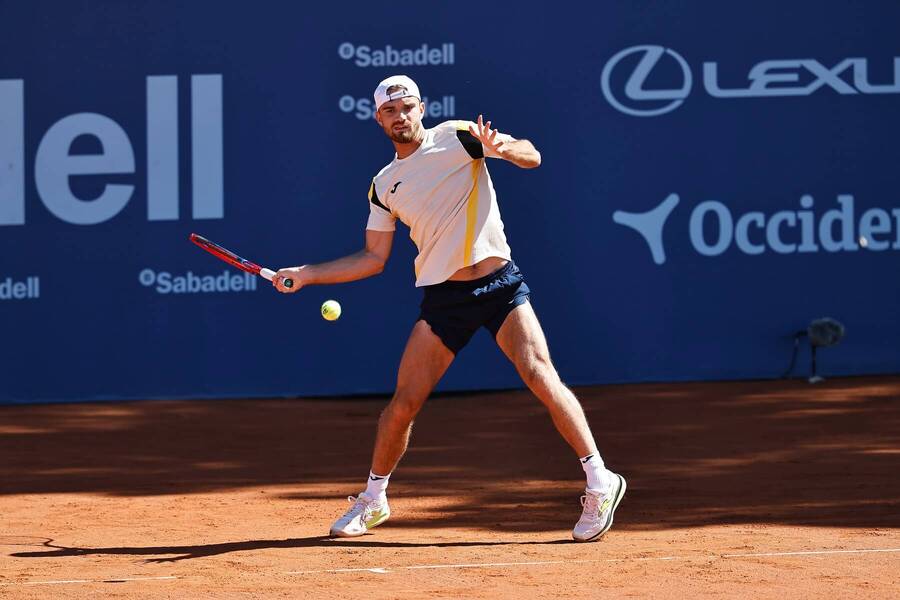 Tomáš Macháč během prvního kola na turnaji ATP 500 Barcelona 2026