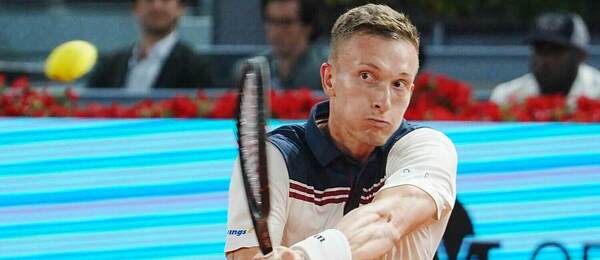 Jiří Lehečka během čtvrtfinále tisícovky v Madridu