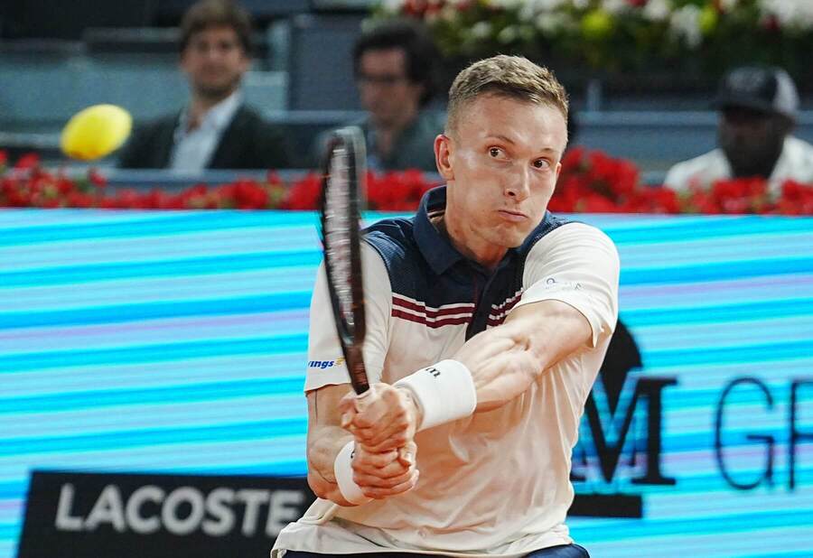Jiří Lehečka během čtvrtfinále tisícovky v&nbsp;Madridu