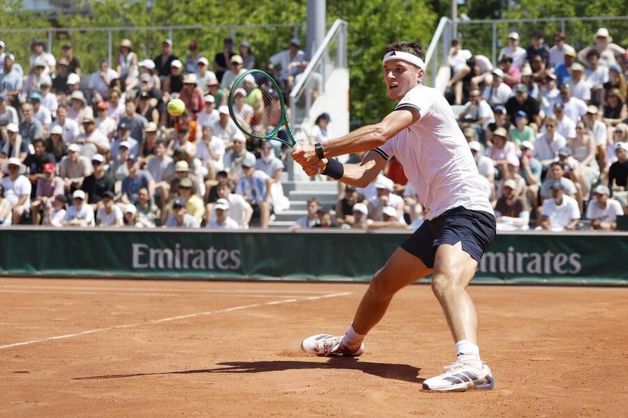 Jakub Menšík během zápasu 2.&nbsp;kola na Roland Garros 2026