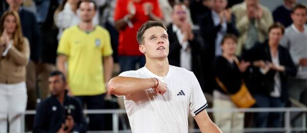 Jakub Menšík po čtvrtfinálovém zápase na Roland Garros 2026