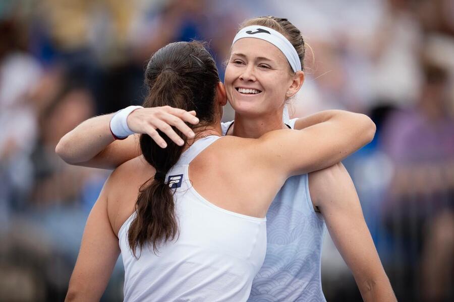 Tereza Valentová a&nbsp;Marie Bouzková na Prague Open 2025