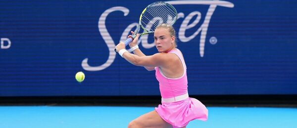 Sára Bejlek během 1. kola turnaje WTA 1000 Cincinnati 2026