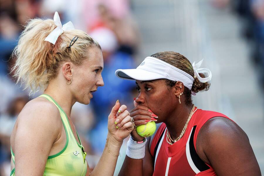 Kateřina Siniaková a&nbsp;Taylor Townsend během osmifinále US Open 2026