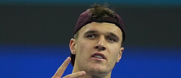Jakub Menšík na turnaji ATP 500 Peking 2026